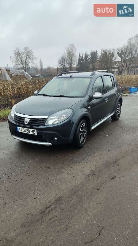 Dacia Sandero 2010