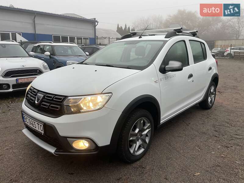 Хетчбек Dacia Sandero 2020 в Львові