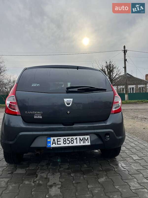 Хетчбек Dacia Sandero 2010 в Софіївці фото 2 Хетчбек Dacia Sandero 2010 в Софіївці