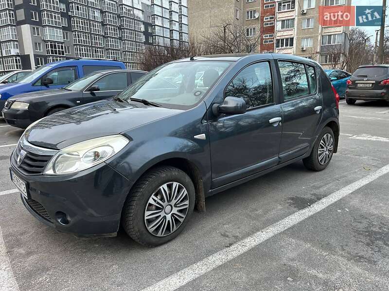 Dacia Sandero 2008