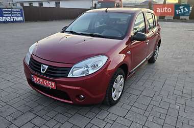 Хетчбек Dacia Sandero 2012 в Калуші