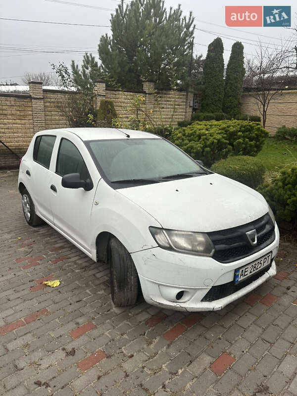 Хетчбек Dacia Sandero 2013 в Дніпрі фото 2 Хетчбек Dacia Sandero 2013 в Дніпрі