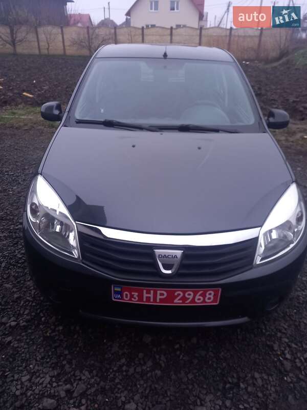 Dacia Sandero 2010 Dacia Sandero 2010