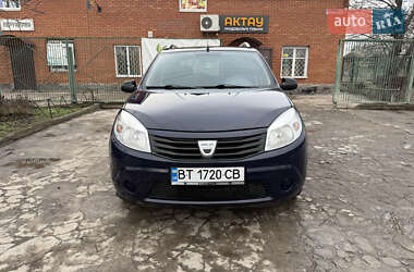 Хетчбек Dacia Sandero 2010 в Кривому Розі