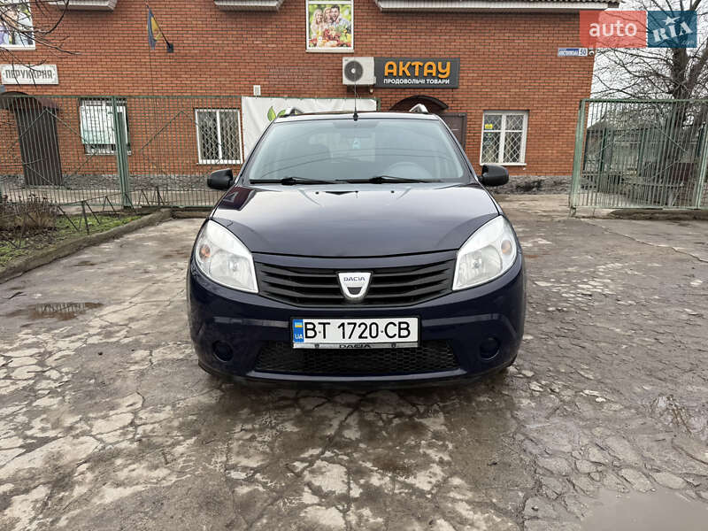 Dacia Sandero 2010