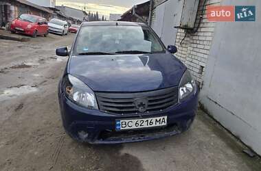 Хетчбек Dacia Sandero 2009 в Львові