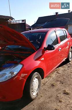 Хетчбек Dacia Sandero 2009 в Львові
