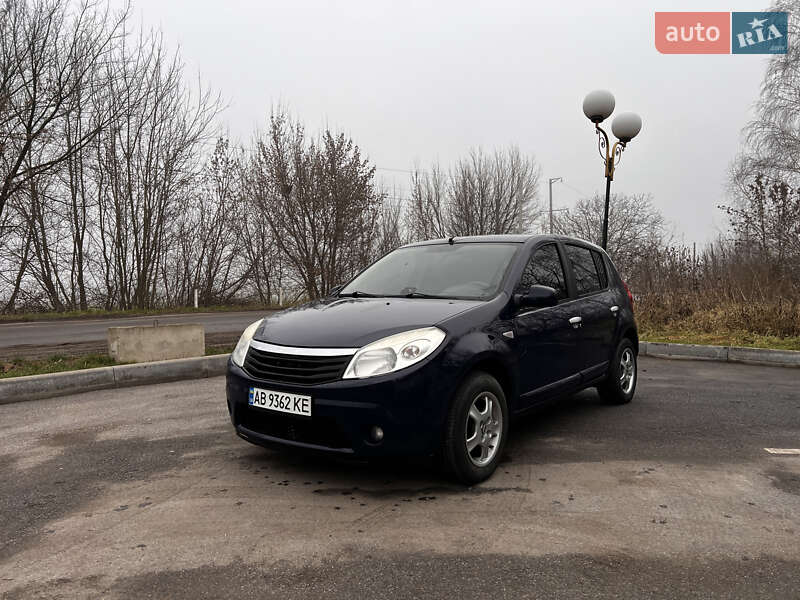 Dacia Sandero 2010
