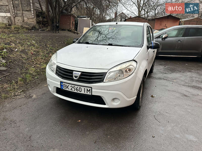 Dacia Sandero 2009