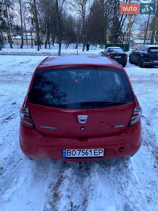 Хэтчбек Dacia Sandero 2009 в Тернополе