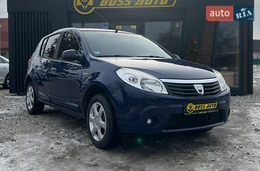 Хетчбек Dacia Sandero 2009 в Коломиї