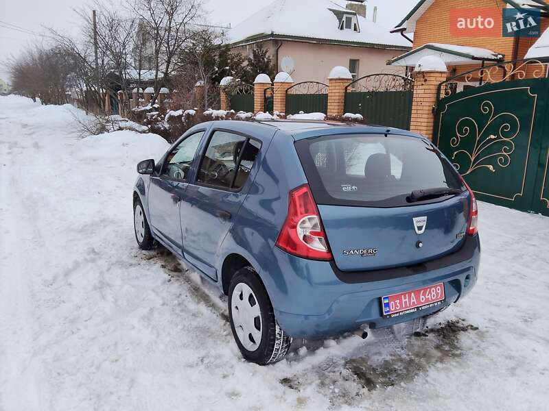 Dacia Sandero 2009
