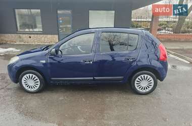 Хэтчбек Dacia Sandero 2012 в Кривом Роге