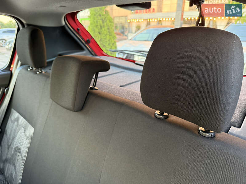 Хэтчбек Dacia Sandero 2009 в Виннице