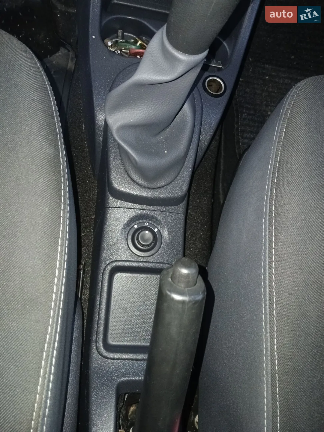 2012 Dacia Sandero - мініатюра 12