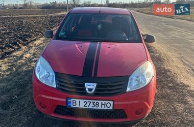 Хетчбек Dacia Sandero 2009 в Полтаві