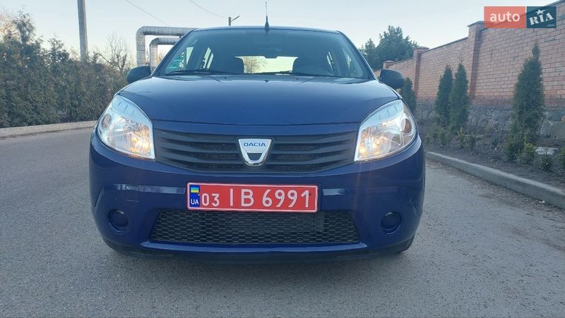 Хэтчбек Dacia Sandero 2009 в Александрие