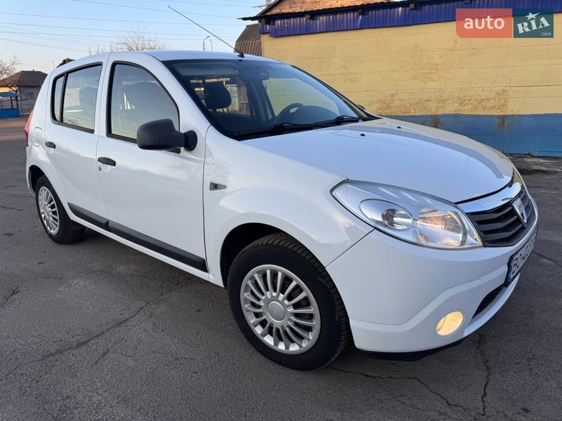 Dacia Sandero 2010