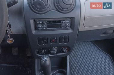 Хэтчбек Dacia Sandero 2009 в Костополе