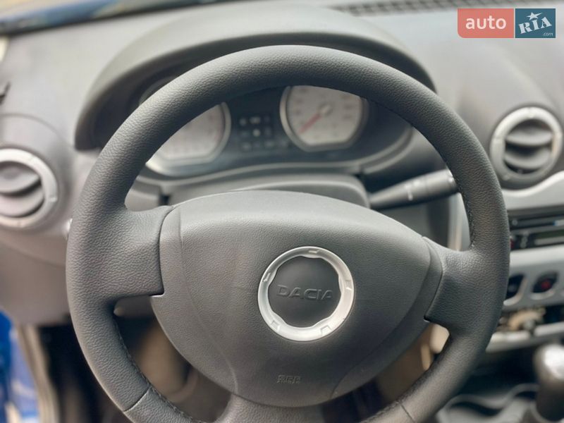 Хэтчбек Dacia Sandero 2010 в Луцке