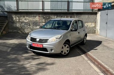 Хетчбек Dacia Sandero 2009 в Львові