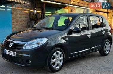 Хэтчбек Dacia Sandero 2008 в Александрие