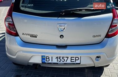 Хетчбек Dacia Sandero 2009 в Полтаві