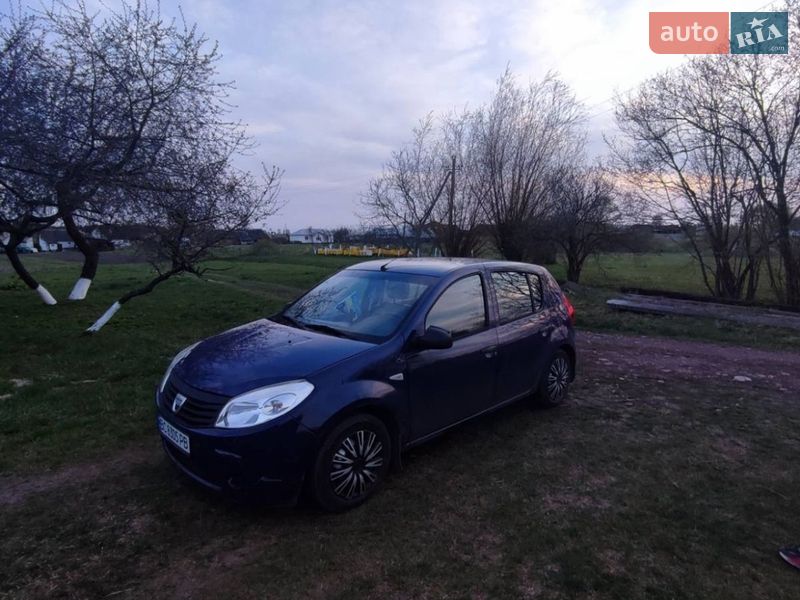 Хэтчбек Dacia Sandero 2009 в Шептицькому фото 4 Хэтчбек Dacia Sandero 2009 в Шептицькому