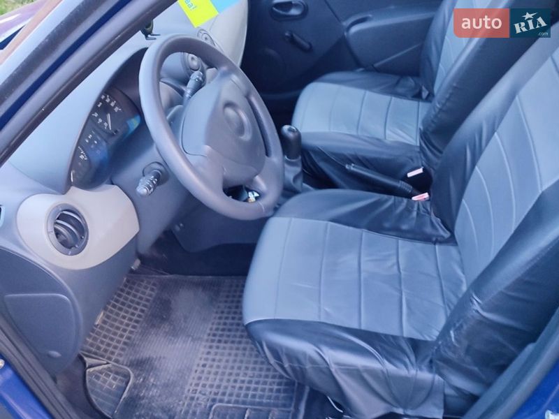 Хэтчбек Dacia Sandero 2009 в Шептицькому фото 9 Хэтчбек Dacia Sandero 2009 в Шептицькому