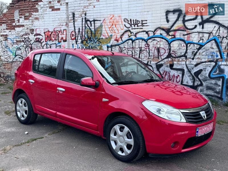 Хэтчбек Dacia Sandero 2009 в Полтаве фото 4 Хэтчбек Dacia Sandero 2009 в Полтаве