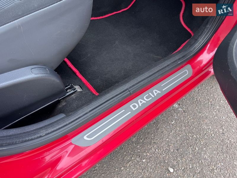 Хэтчбек Dacia Sandero 2009 в Полтаве фото 21 Хэтчбек Dacia Sandero 2009 в Полтаве