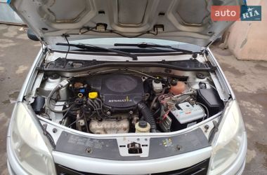 Хетчбек Dacia Sandero 2008 в Зміїві