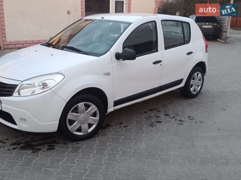 Dacia Sandero 2010
