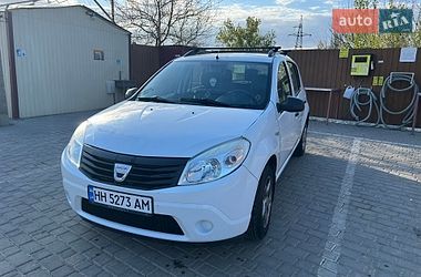 Хетчбек Dacia Sandero 2009 в Овідіополі