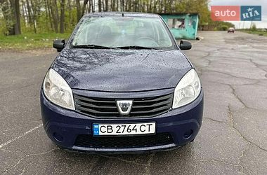 Хетчбек Dacia Sandero 2012 в Умані
