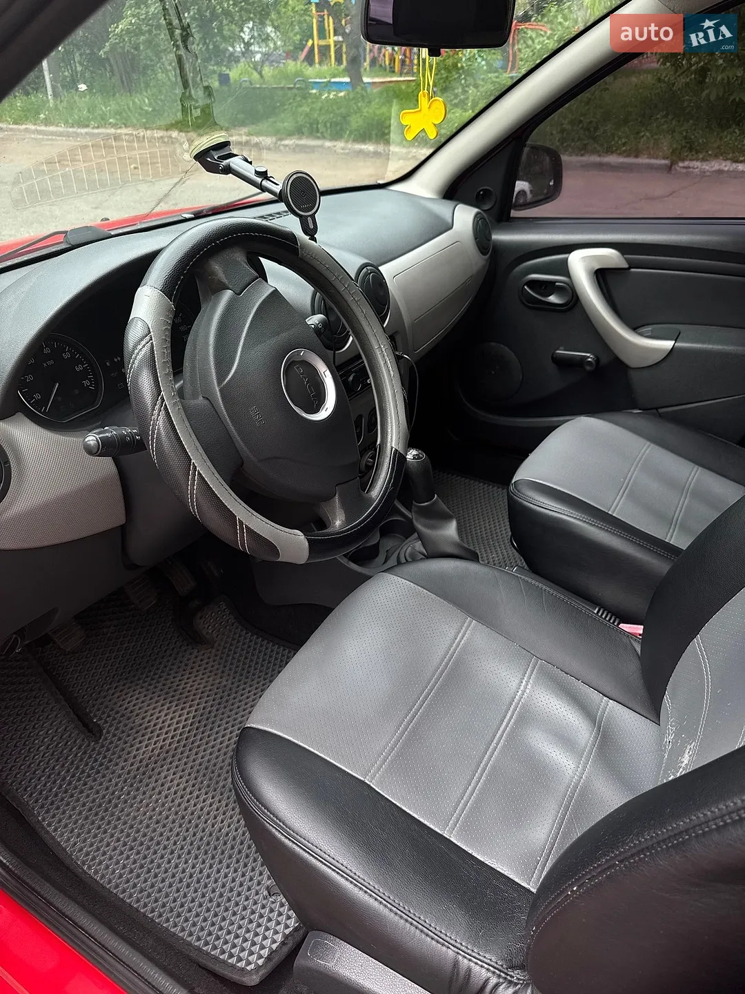 2011 Dacia Sandero - мініатюра 8