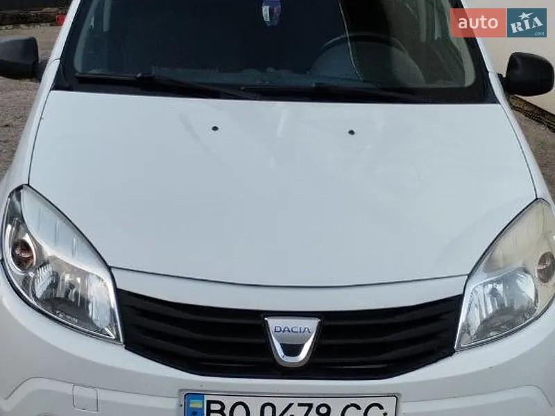 Dacia Sandero 2011