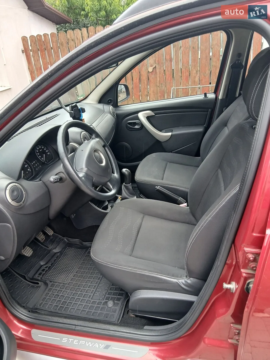 2010 Dacia Sandero - мініатюра 11