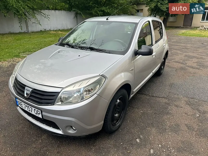 Dacia Sandero 2010
