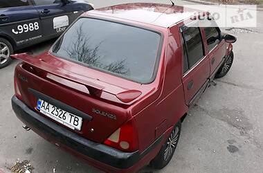 Хэтчбек Dacia Solenza 2004 в Киеве