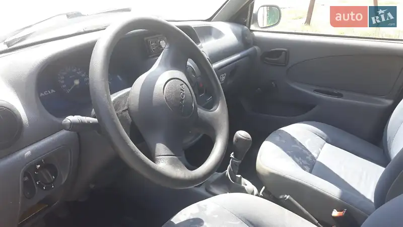 Dacia Solenza 2004