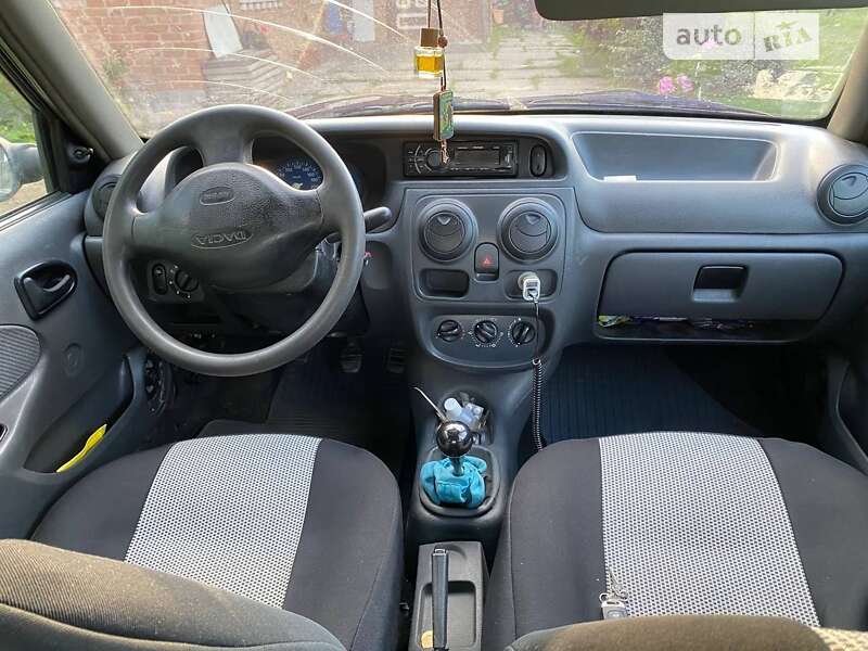 Седан Dacia Solenza 2004 в Вінниці
