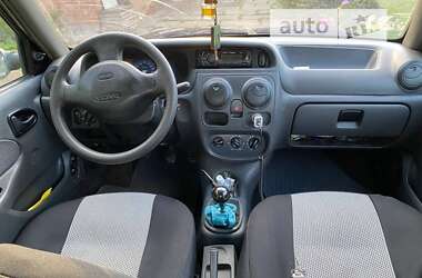 Седан Dacia Solenza 2004 в 