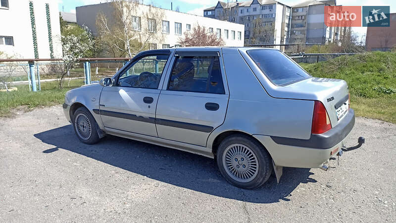 Dacia Solenza 2003