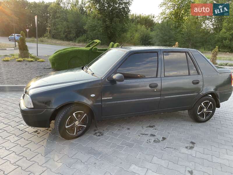 Dacia Solenza 2004