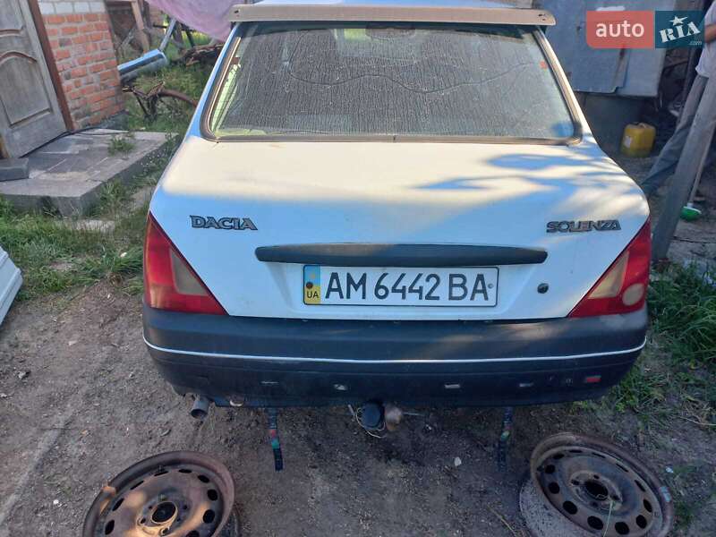 Седан Dacia Solenza 2004 в Малине
