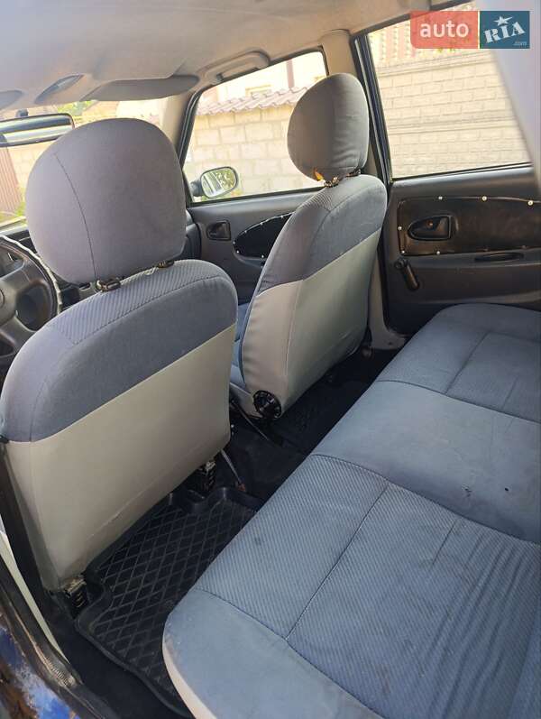 Седан Dacia Solenza 2003 в Запоріжжі