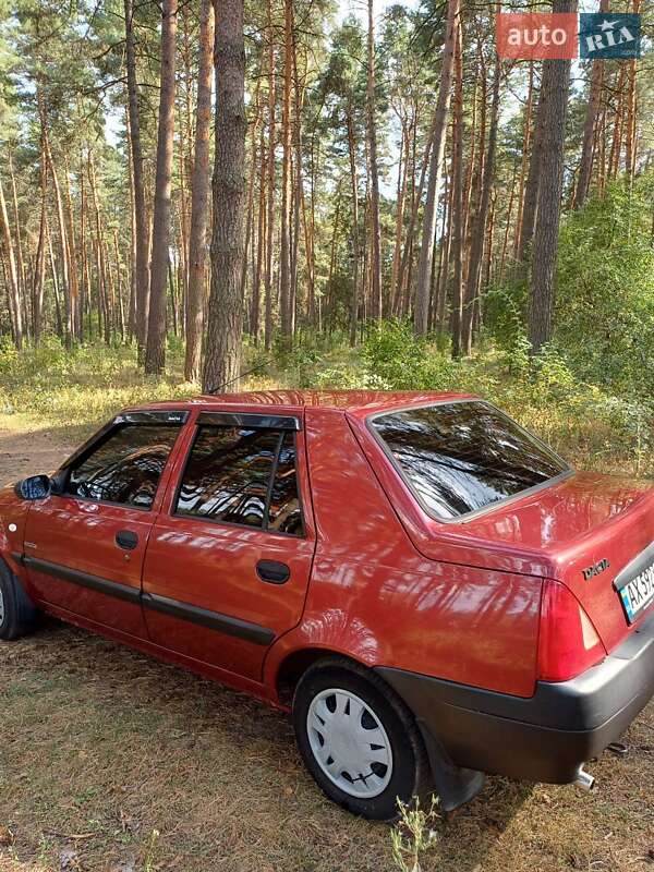 Седан Dacia Solenza 2004 в Богодухове