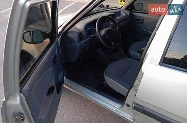 Седан Dacia Solenza 2004 в 