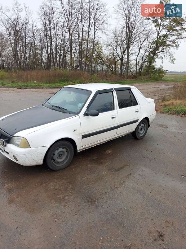 Седан Dacia Solenza 2004 в Нежине